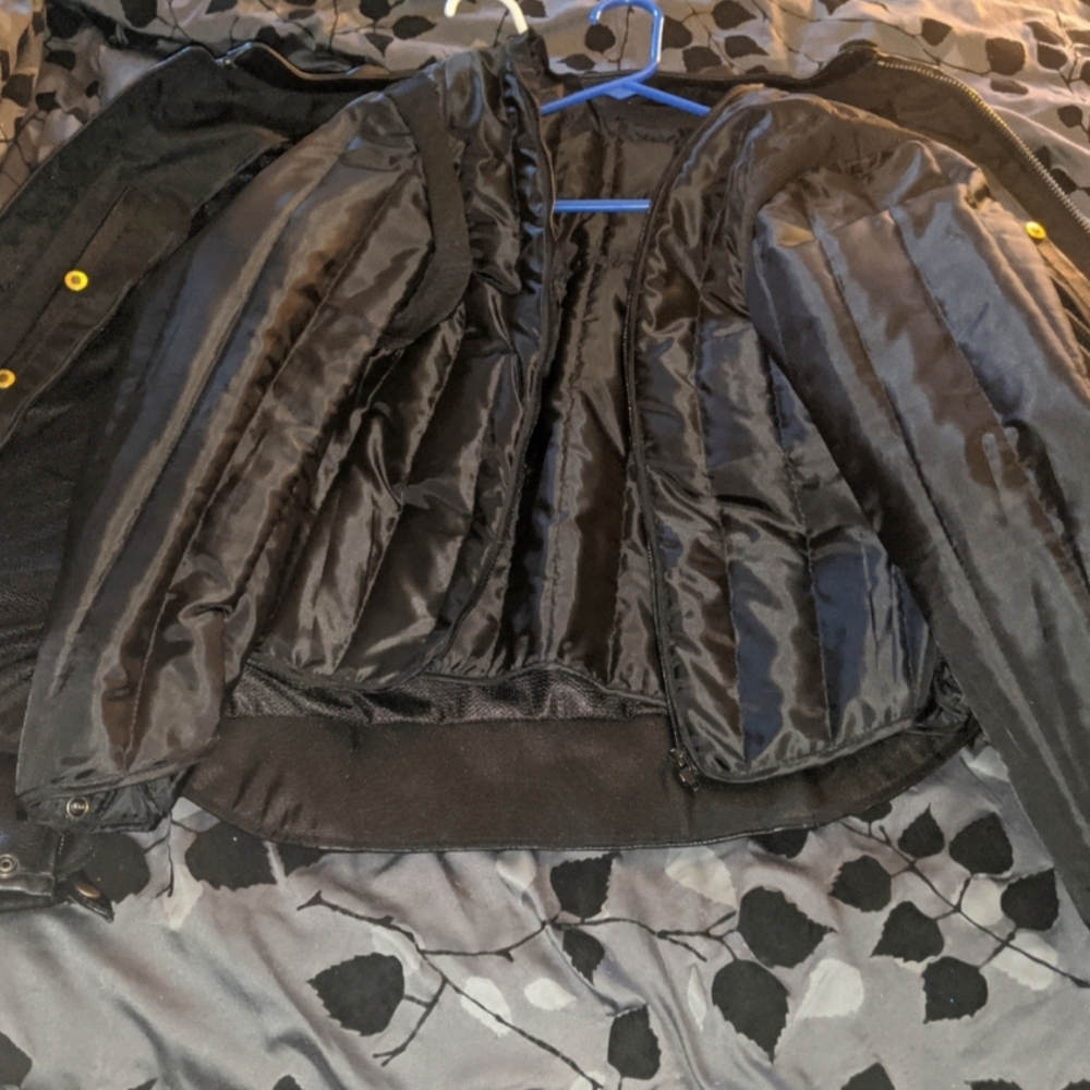Men's leather jacket - Picture 2 of 3